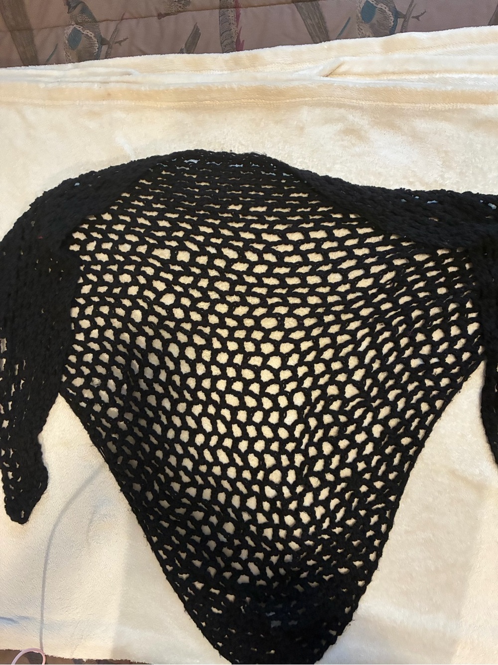 Black Open-Hand Knit Women’s Sweater Shawl